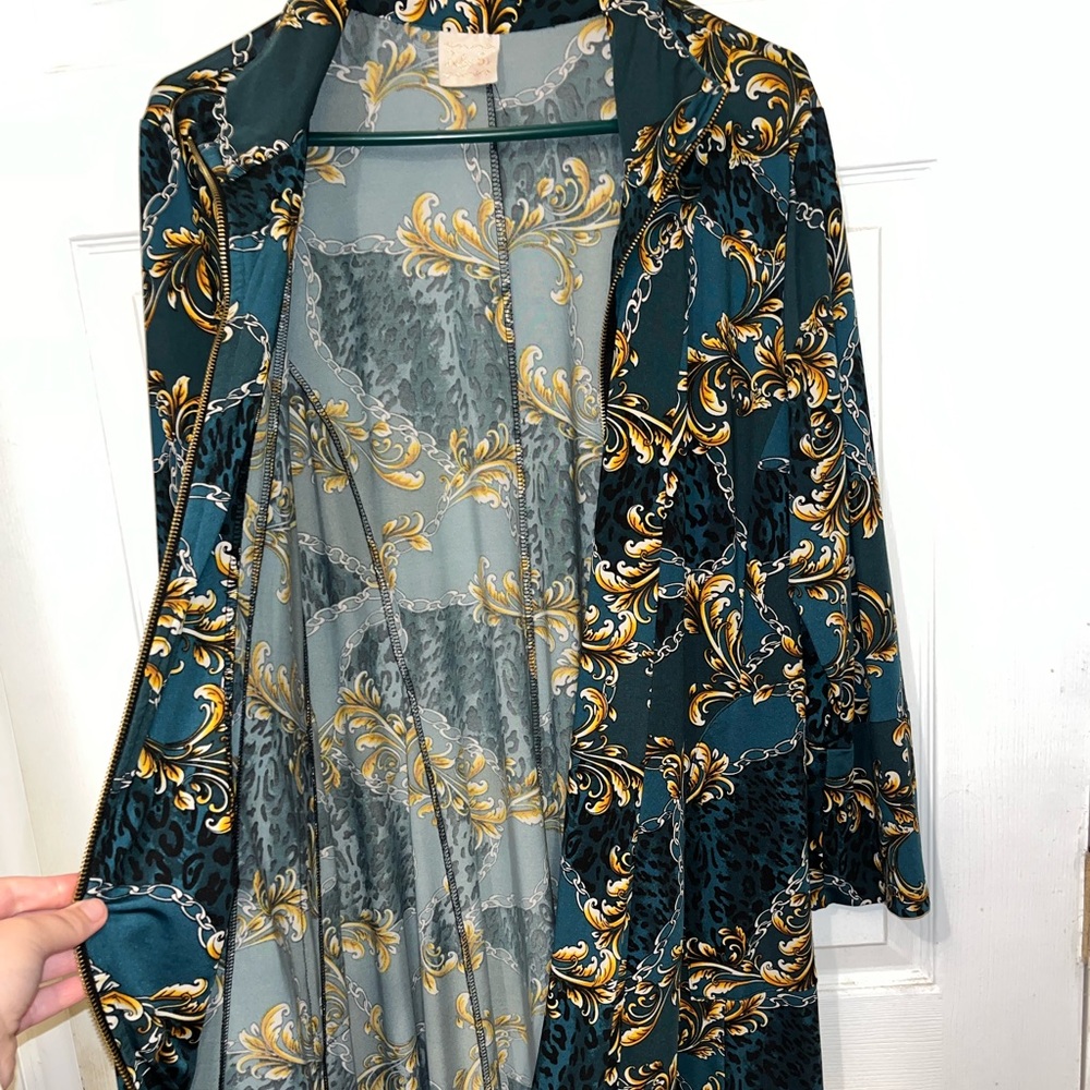 Zadie B’s - Picture 6 of 7